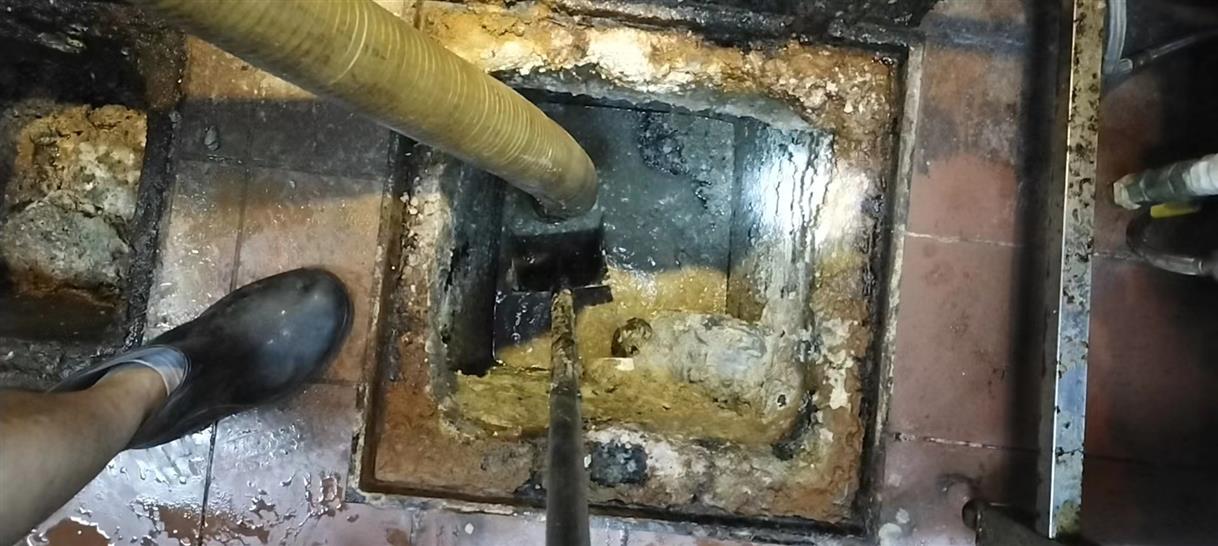 鼓楼污水池清理一般都有毒气，怎么预防中毒呢？